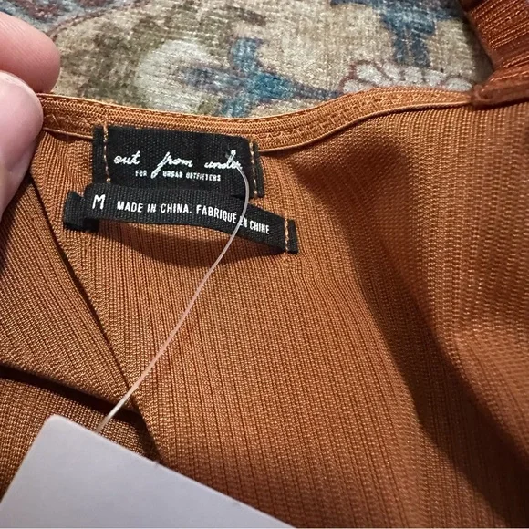 NWT Urban Outfitters• Shayla Deep V Plunging
Bodysuit - Orange Size Medium - Picture 10 of 11